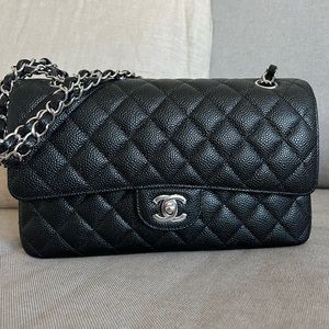 Chanel Classic Flap SHW Medium